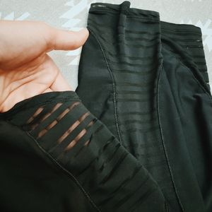 Black Pocketed Leggings w/cute cutouts down sides